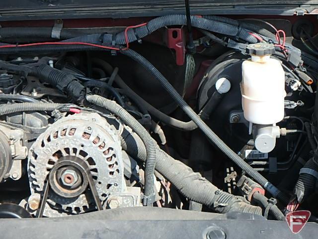 2008 Chevrolet Suburban Multipurpose Vehicle (MPV), VIN # 3gnfk16398g175163