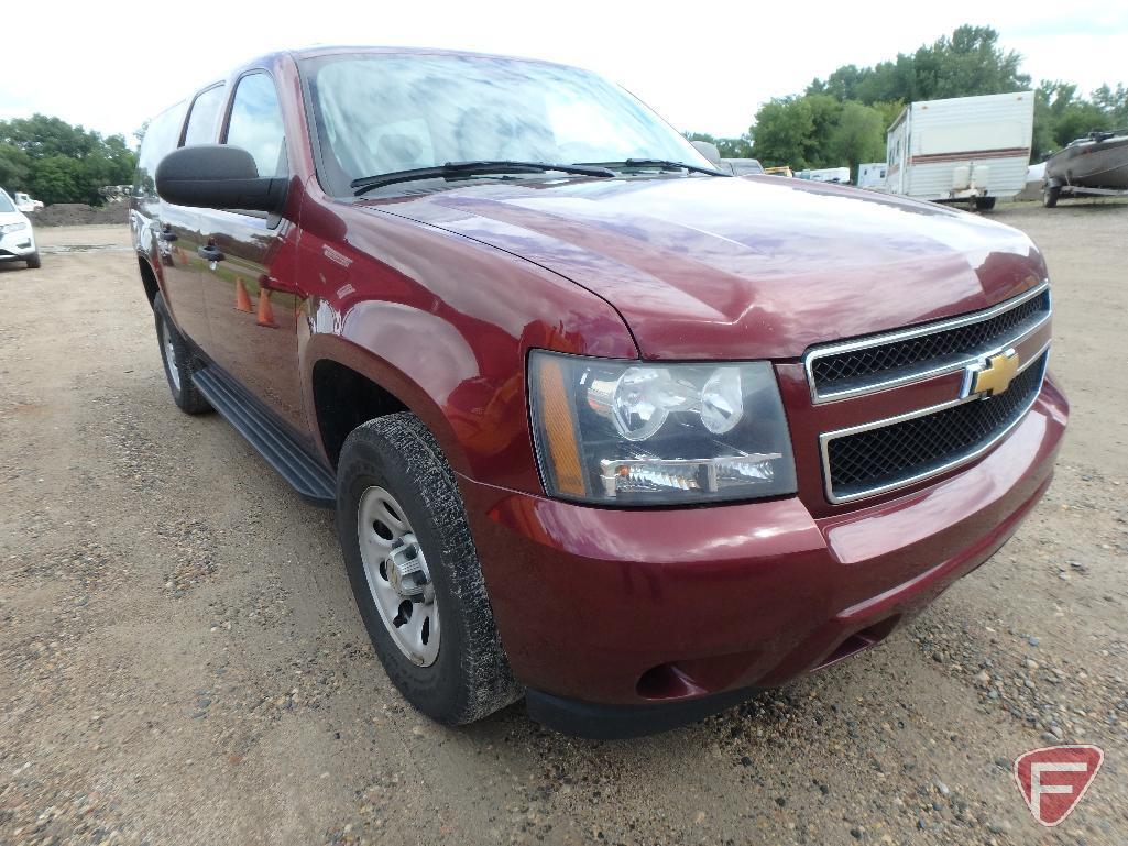 2008 Chevrolet Suburban Multipurpose Vehicle (MPV), VIN # 3gnfk16398g175163