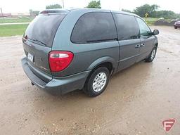 2002 Dodge Grand Caravan Van, VIN # 2b4gp443x2r782724