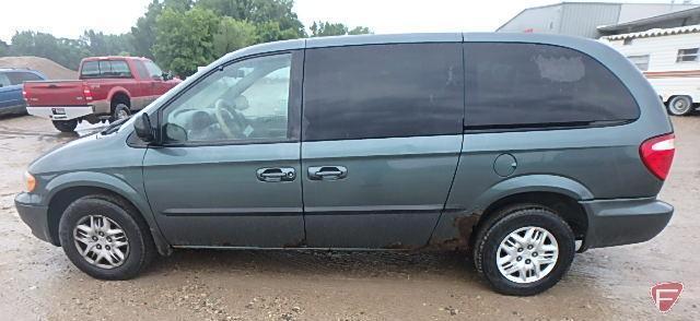 2002 Dodge Grand Caravan Van, VIN # 2b4gp443x2r782724