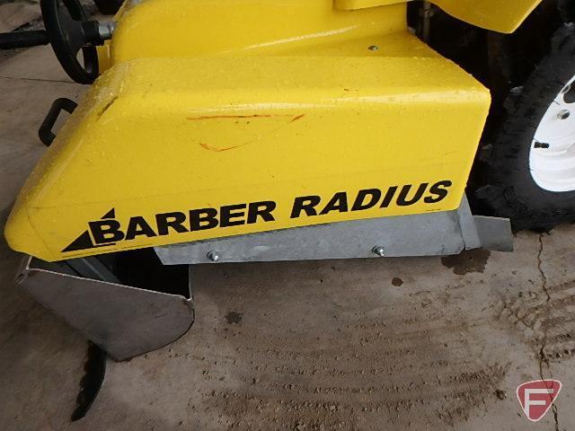 2014 Barber model 830 radius sand cleaner, Honda 4 stroke engine