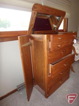 Michael Howard Furniture Inc dresser/storage cabinet, 5 drawers, lift up mirrored top and