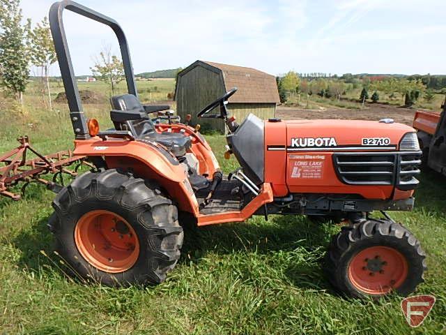 Kubota B2710 compact tractor, MFWD, 3300 hours showing, ROPS, 3pt, 540 PTO, hydrostatic