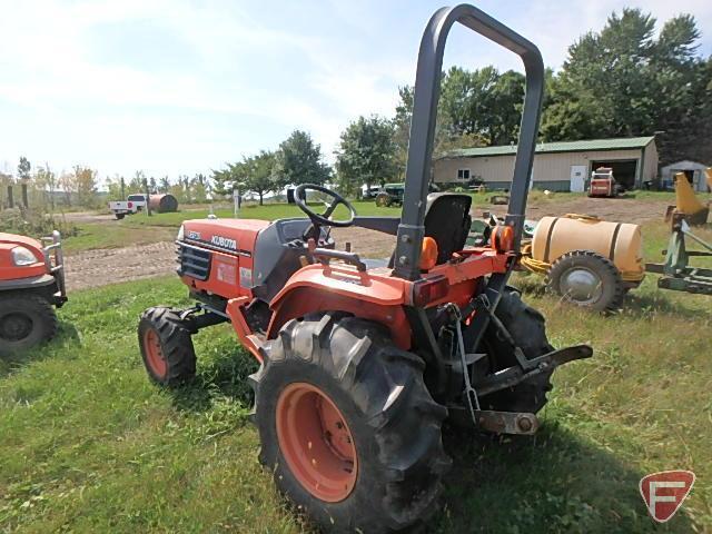 Kubota B2710 compact tractor, MFWD, 3300 hours showing, ROPS, 3pt, 540 PTO, hydrostatic