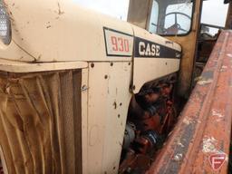 Case 930 Comfort King diesel tractor with DuAl hydraulic loader