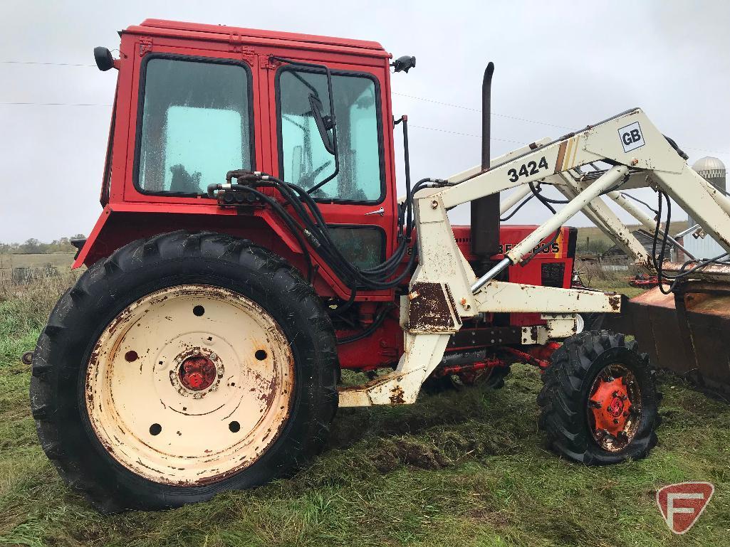 Belarus 822 diesel tractor, MFWD, with GB 3424 hydraulic loader