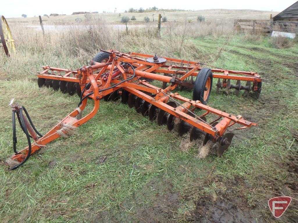 Allis Chalmers 14ft wheel disk with ram