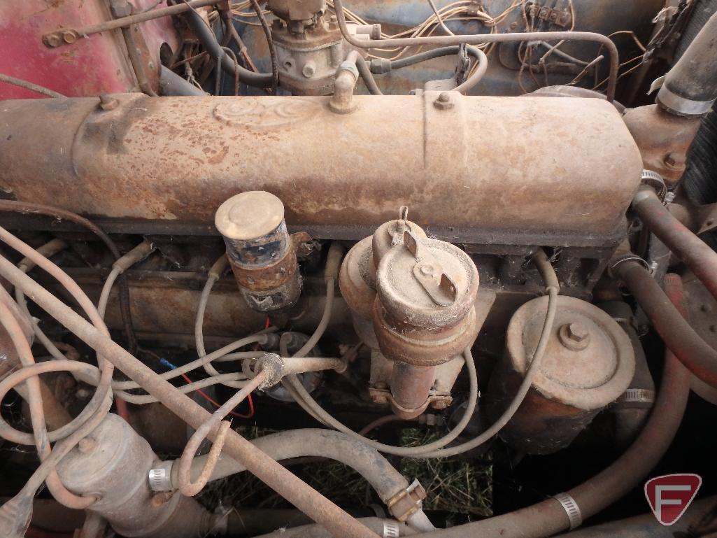 1950 GMC 300 cab/chassis with hoist