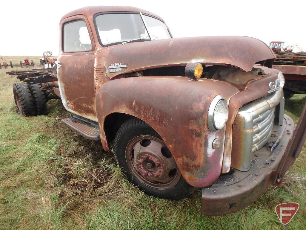 1950 GMC 300 cab/chassis with hoist