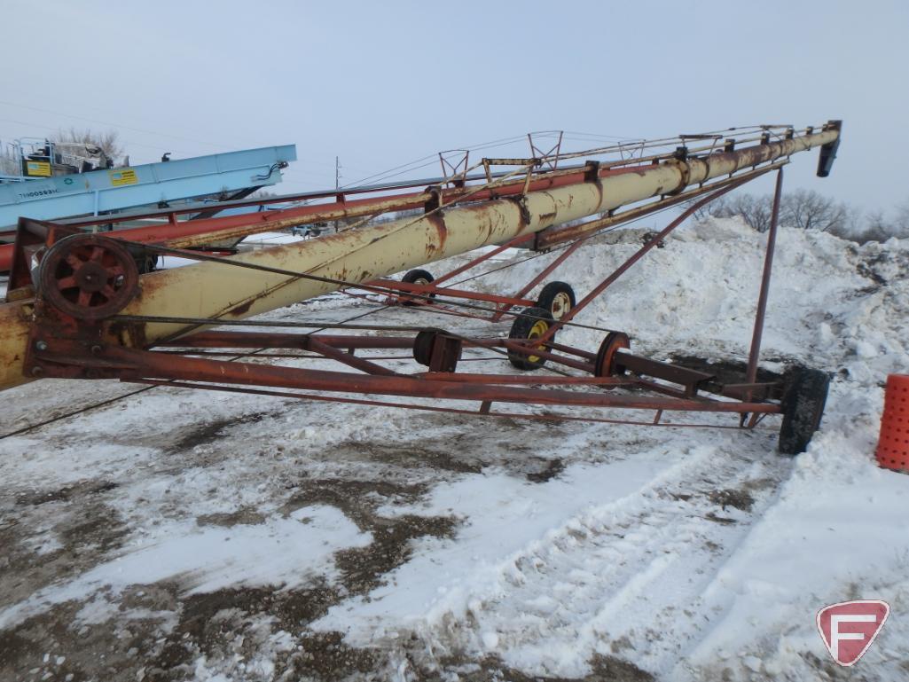 Westfield (yellow) approx. 8"x51' 540 pto belt drive auger elevator