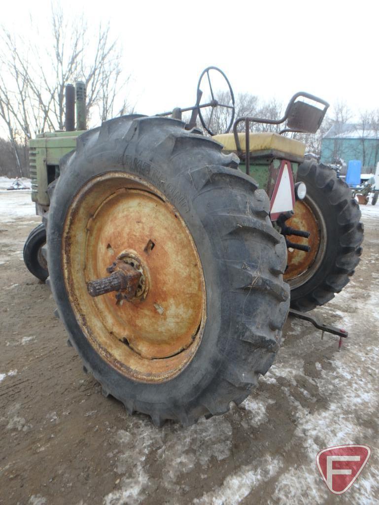 1949 John Deere A tractor sn 612824, narrow front, streamlined, battery seat, roll-o-matic