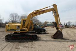 1996 John Deere 490E excavator, sn FF490EX026275 with excavator bucket and attached thumb