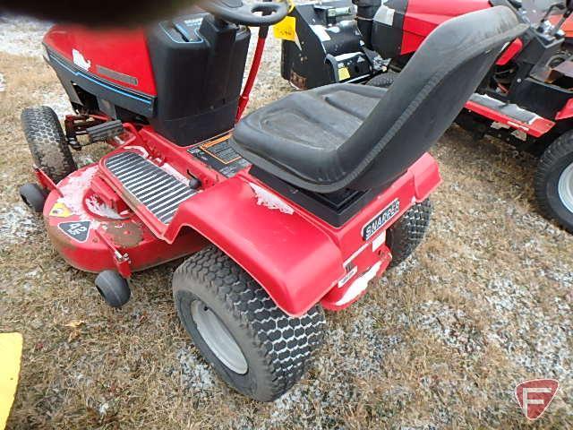 Snapper LE1642H hydro-transfer lawn tractor with 4" deck, 16 HP B&S engine