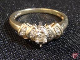 Ladies 14K Yellow Gold diamond ring, 14 round diamonds at .01 PT each, center