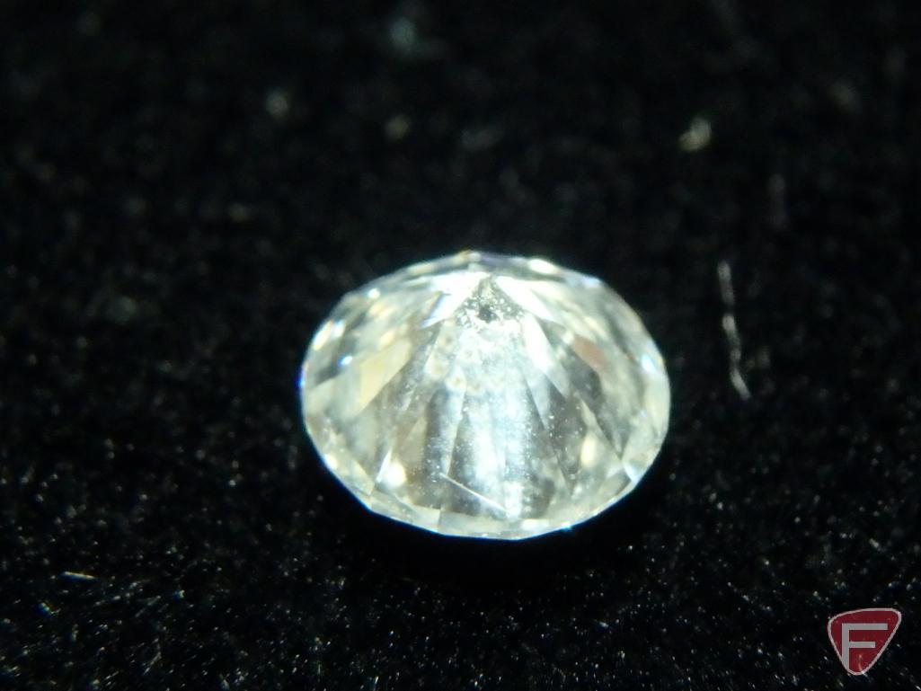 Round full-cut Diamond .37 PT TW G DVS-2