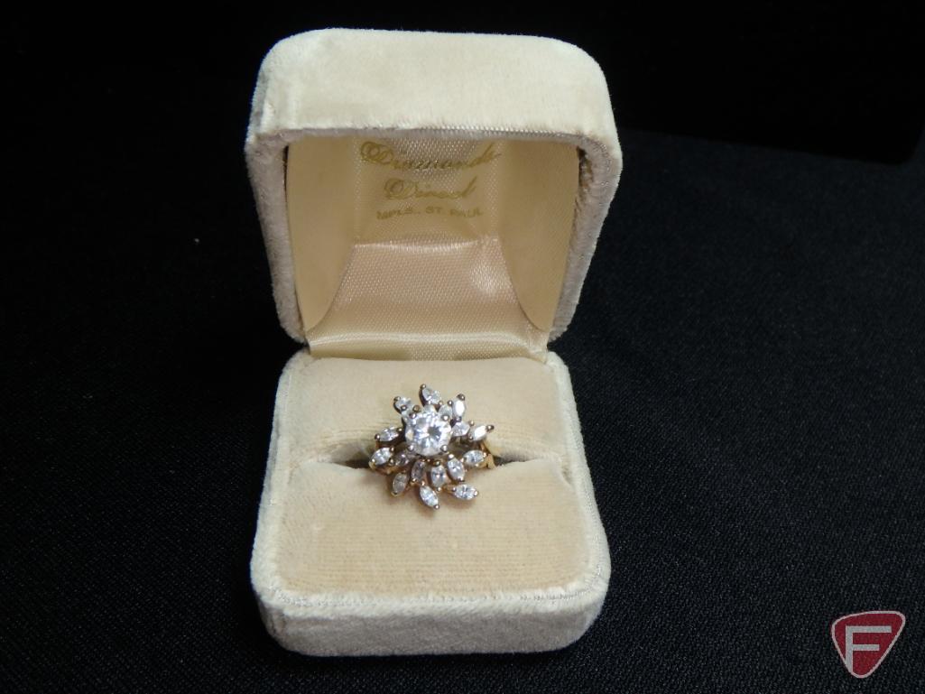 Ladies 14K Yellow Gold wedding ring set