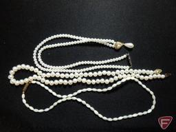 Ladies 16" natural cultured 6mm pearls with yellow GF clasp, knotted