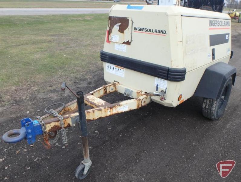 1999 Ingersoll Rand P185WJD portable air compressor, 3524 hours showing, SN: 305323UJJ221