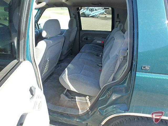 1995 Chevrolet Tahoe Multipurpose Vehicle (MPV), VIN # 1gnek13k0sj411213