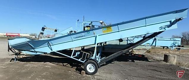 Aquarius Systems HM-420 lake weed harvester, hydro-static system with 3635 hours showing