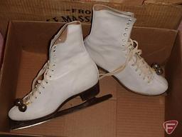 (2) pairs of ice skates