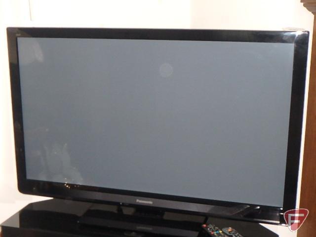 Panasonic 46" flat screen tv/television model TC-P46S30 and media cabinet