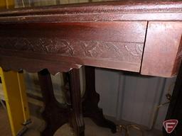 Vintage wood occasional table, 27inX21in. Table only, items on top not included.