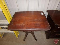 Vintage wood occasional table, 27inX21in. Table only, items on top not included.