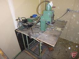 Tweezer Weld TW-6-1 spot welding station