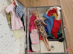 Luce Barbie suitcase, red, Midge Barbie by Matel and doll clothes