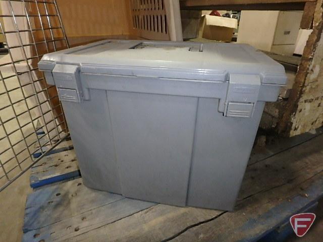 Earthway Ev-N-Spred broadcast spreader, plastic kennel with crack in corner, and brushes