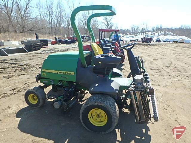 2012 John Deere 7500 diesel 2WD 5-gang fairway mower, ROPS, 1,771 hrs showing, SN: 1tc75ehxect040107