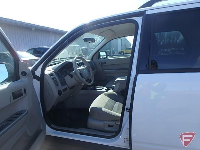 2008 Ford Escape Hybrid Multipurpose Vehicle (MPV)