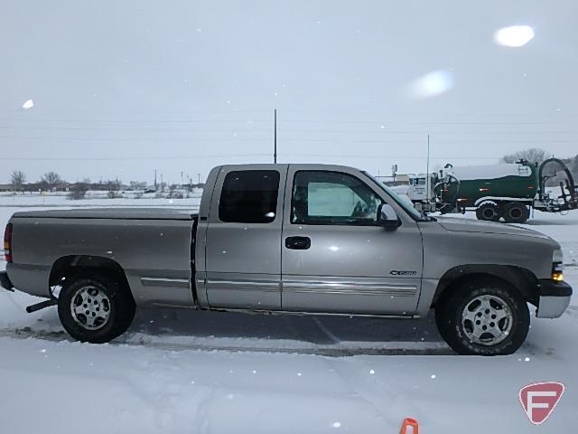 1999 Chevrolet Silverado Pickup Truck