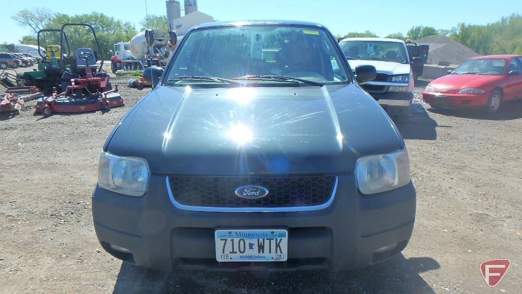 2003 Ford Escape Sport Utility Vehicle (SUV)