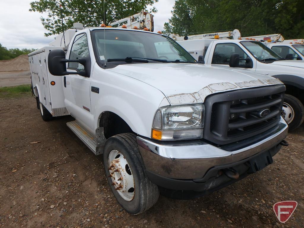 2004 Ford F-450 Super Duty Service Body Truck w/Crane, VEHICLE DOES NOT RUN