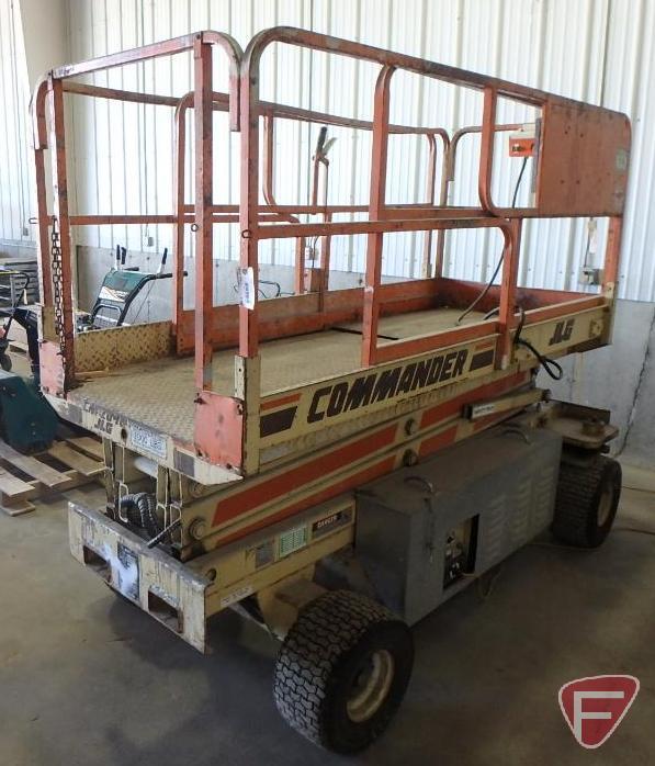 1989 JLG Commander scissors man lift, model CM2046, sn 200006035