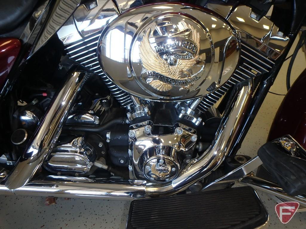 2006 Harley-Davidson FLHTCUI Electra Glide Ultra Classic Custom Fully Dressed Stage II Motorcycle