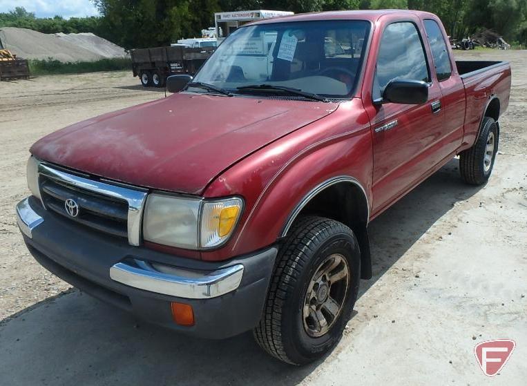 1998 Toyota Tacoma 2-Door Pickup Truck