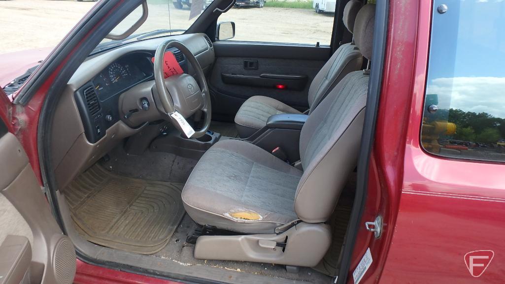 1998 Toyota Tacoma 2-Door Pickup Truck