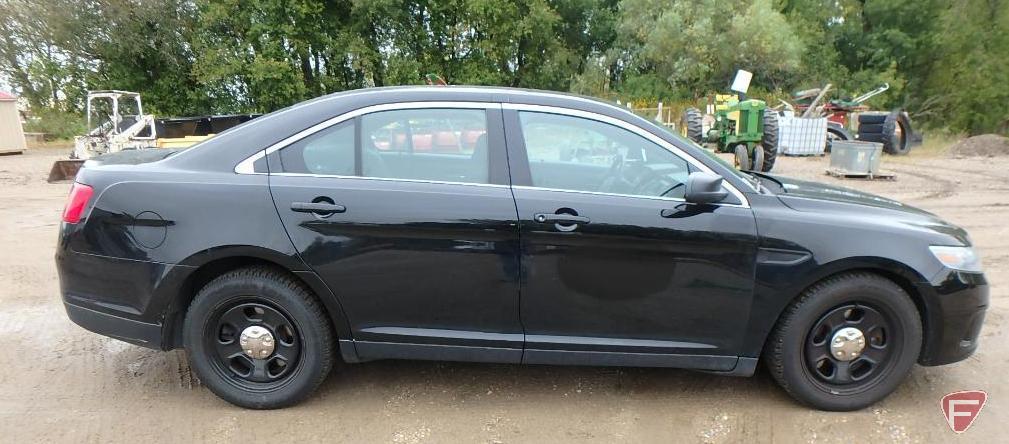 2013 Ford Taurus Passenger Car