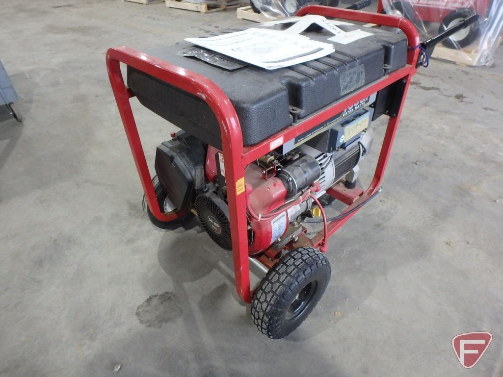 Generac 7000 watt portable generator, model 01470, sn 10075946447