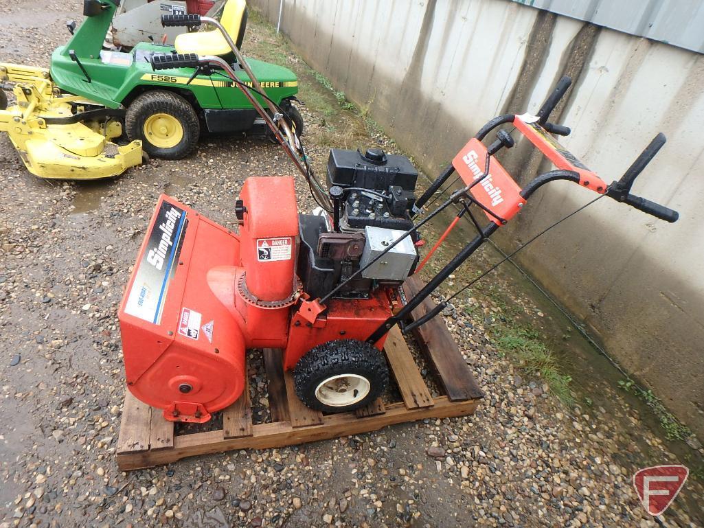 Simplicity walk behind snow blower with Tecumseh gasoline engine, sn 12817