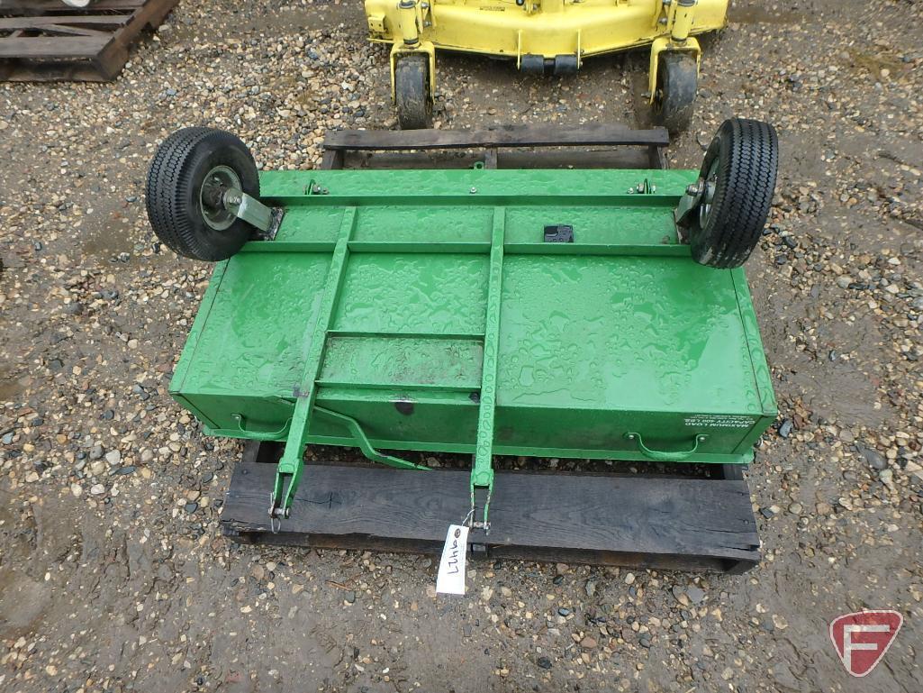 John Deere F525 riding lawn mower with 48in out-front rotary deck, 1197hrs showing, sn M0F525A141790