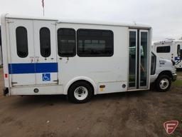 2013 Ford Econoline E-350 Super Duty Glaval Bus