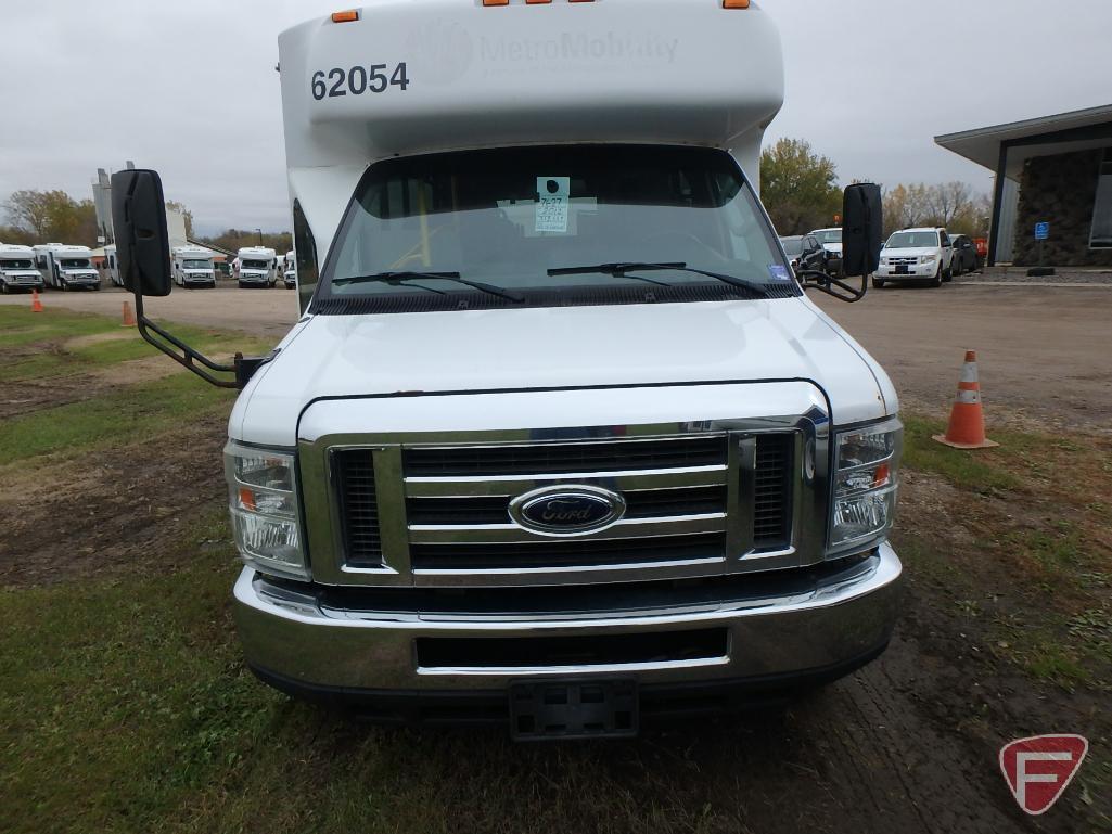 2012 Ford E-450 Super Duty Eldorao Bus