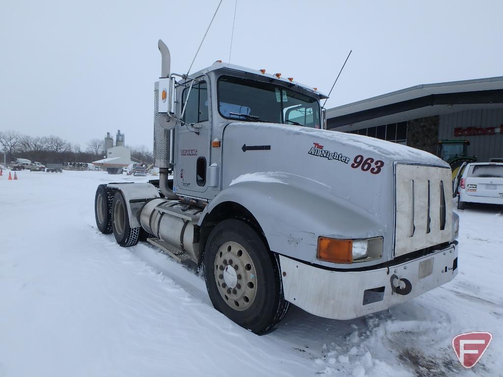 1994 International 9400 Semi Tractor