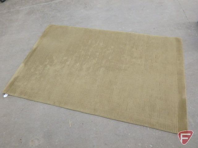 Woolmark Cashmere Collection area rug 5ftx7ft9in and matching runner rug 2ftx9ft and