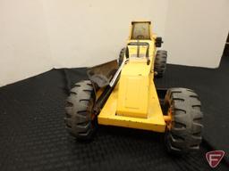 Tonka grader with wing