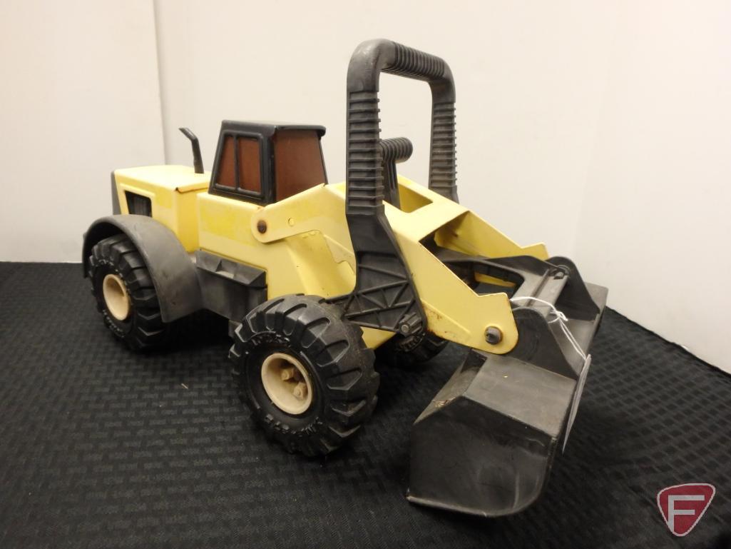 Tonka loaders 2 with plastic buckets